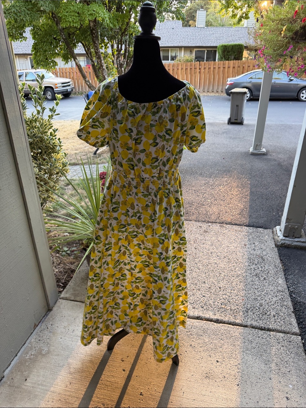 Boden Oasis Yellow Lemon-Print Off-Shoulder Midi Dress